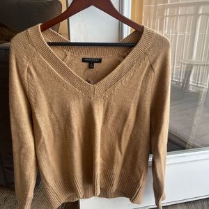 BRAND NEW Banana Republic Sweater